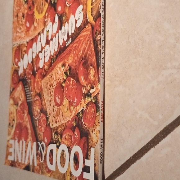 Magazine - Picture 3 of 3